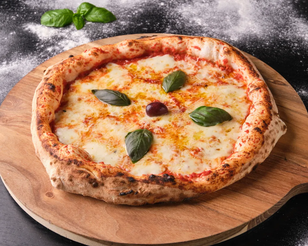 Pizza Margherita - Margarita - Pizzeria Gurman Sisak